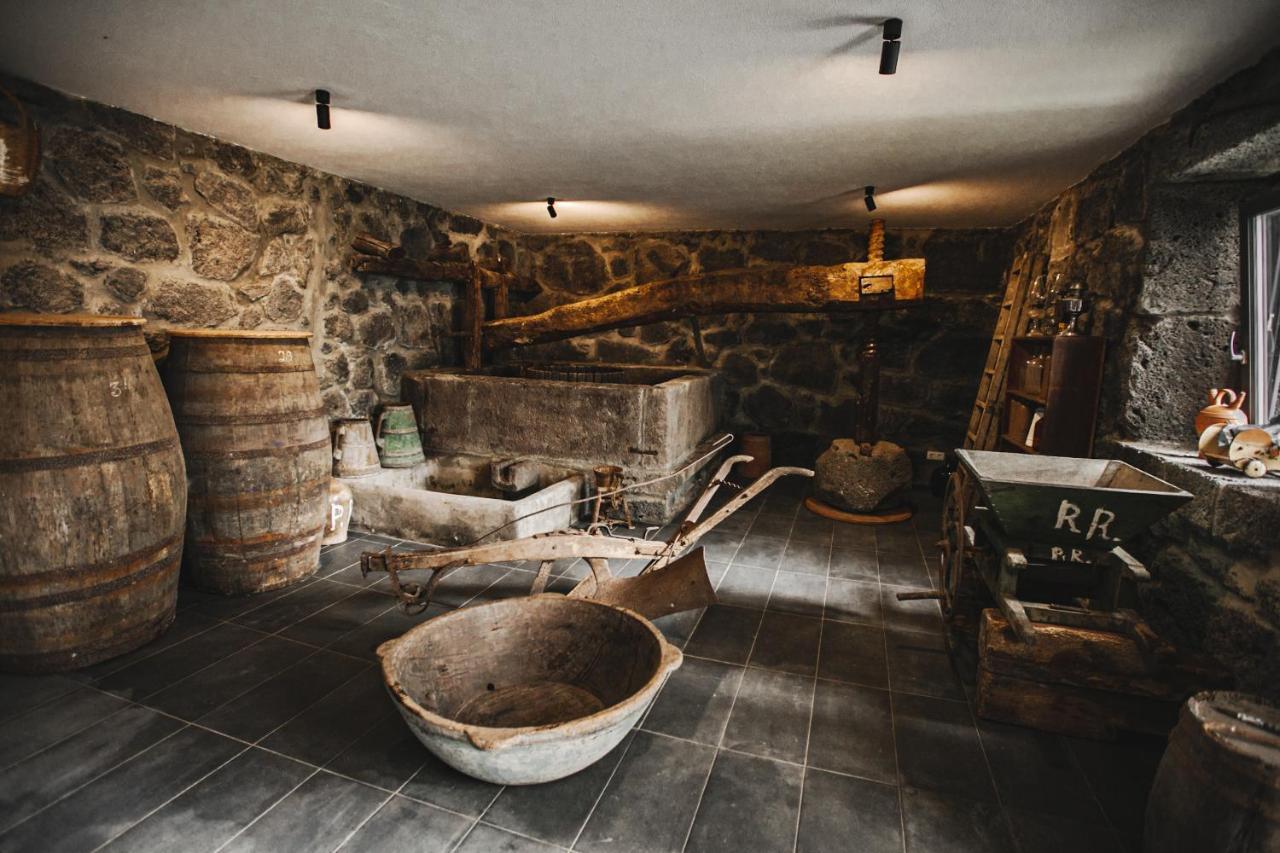 Апартаменты Quinta Dos Misterios- Turismo De Habitacao Faja de Santo Amaro Экстерьер фото